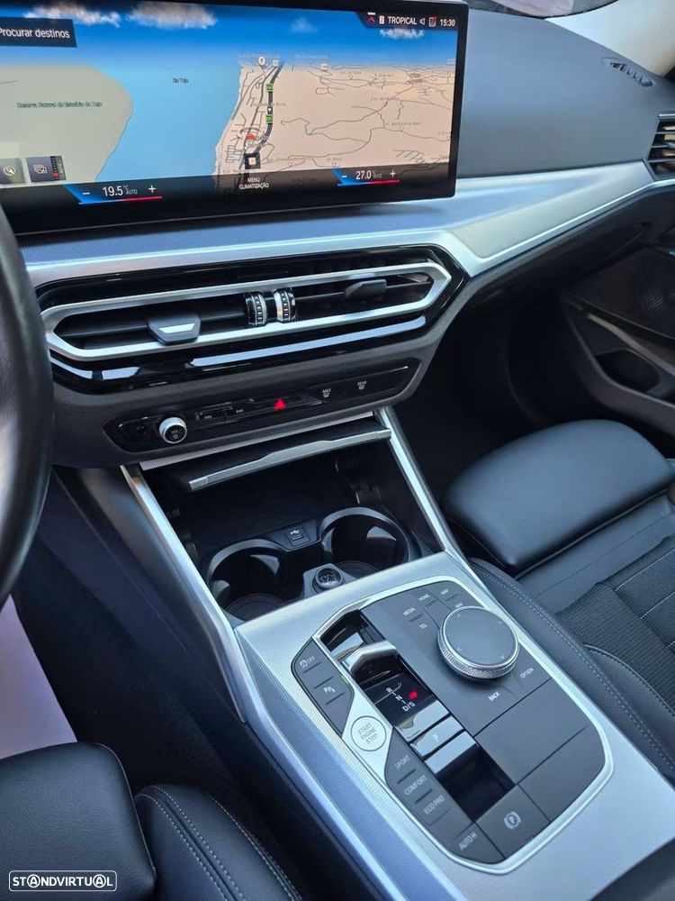 BMW 320 d Aut. Sport Line - 14