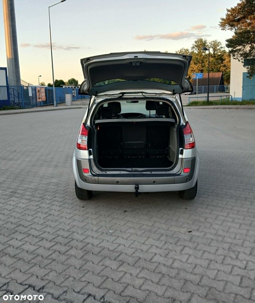 Renault Scenic 1.6 16V Exception - 10