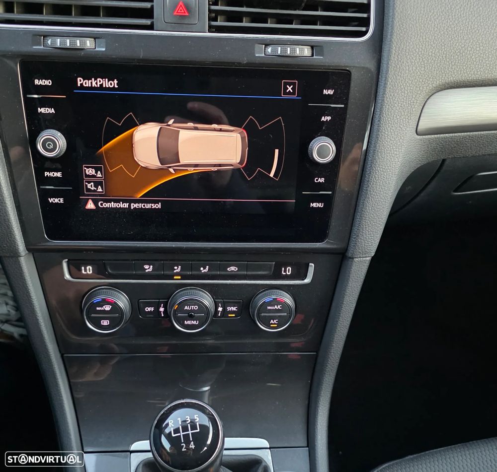 VW Golf Variant 1.6 TDi Confortline - 8