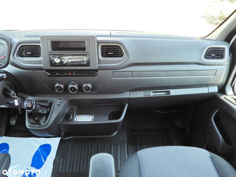 Renault MASTER WYWROTKA PODWÓJNA KABINA DOKA 6 MIEJSC TEMPOMAT LEDY BLIŹNIACZE KOŁA KLIMATYZACJA  130KM - 31