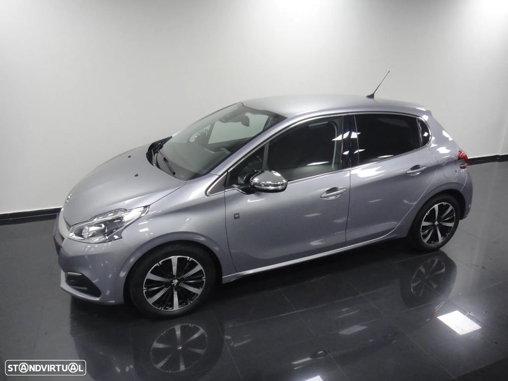 Peugeot 208 PureTech 110 Stop & Start Tech Edition - 8