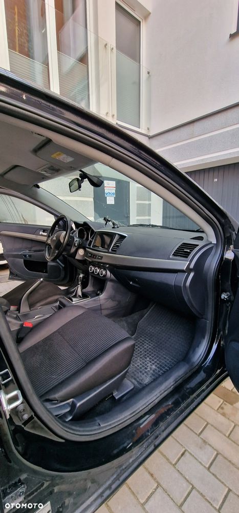 Mitsubishi Lancer 1.6 Invite - 14