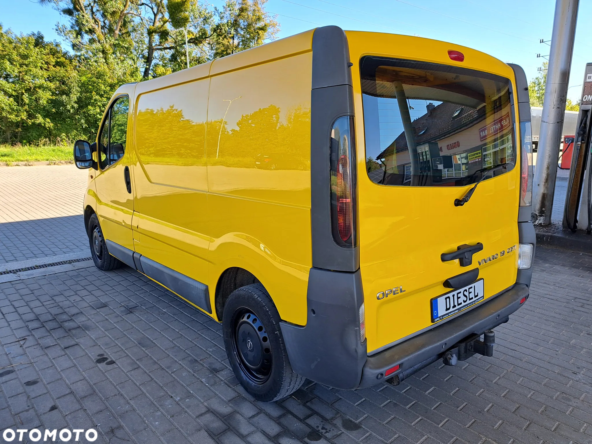 Opel Vivaro - 10
