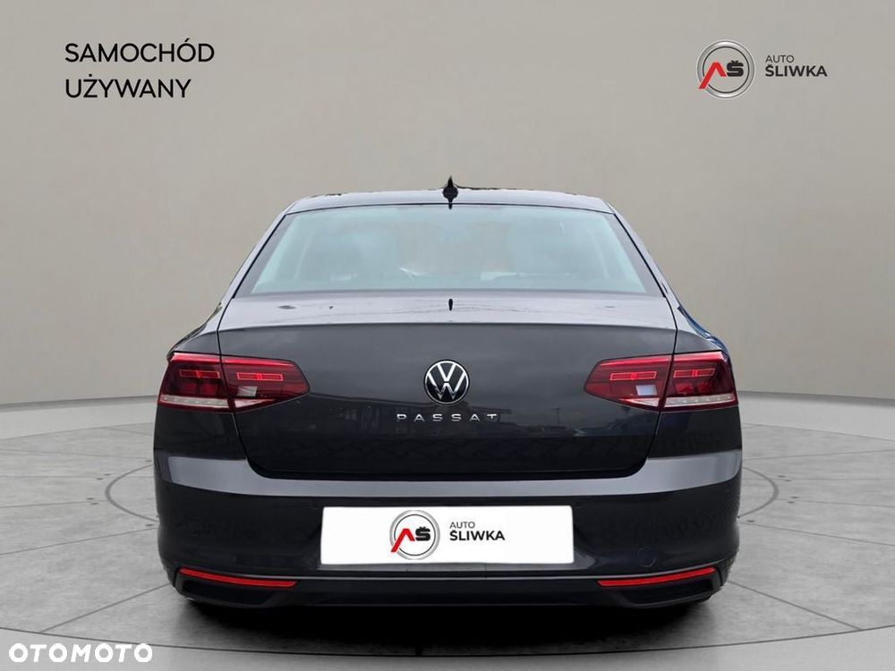Volkswagen Passat 2022