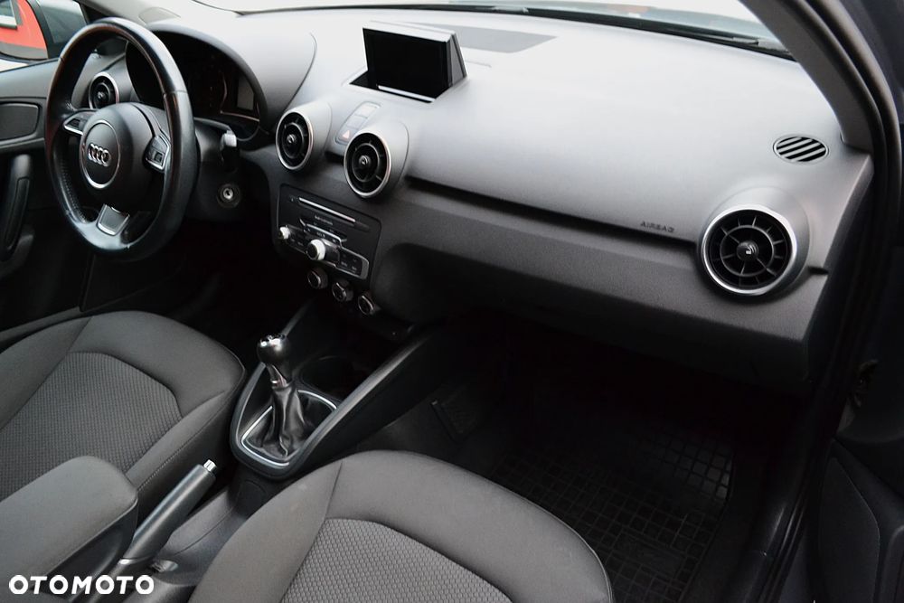 Audi A1 Sportback 1.4 TFSI design - 7