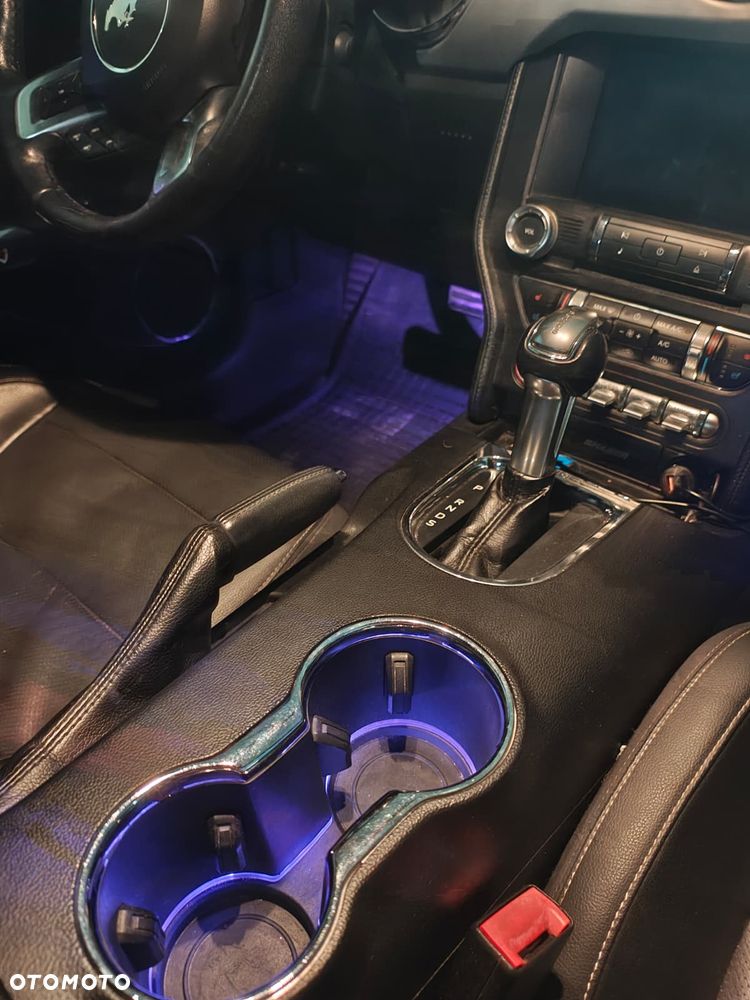 Ford Mustang 2.3 EcoBoost - 11