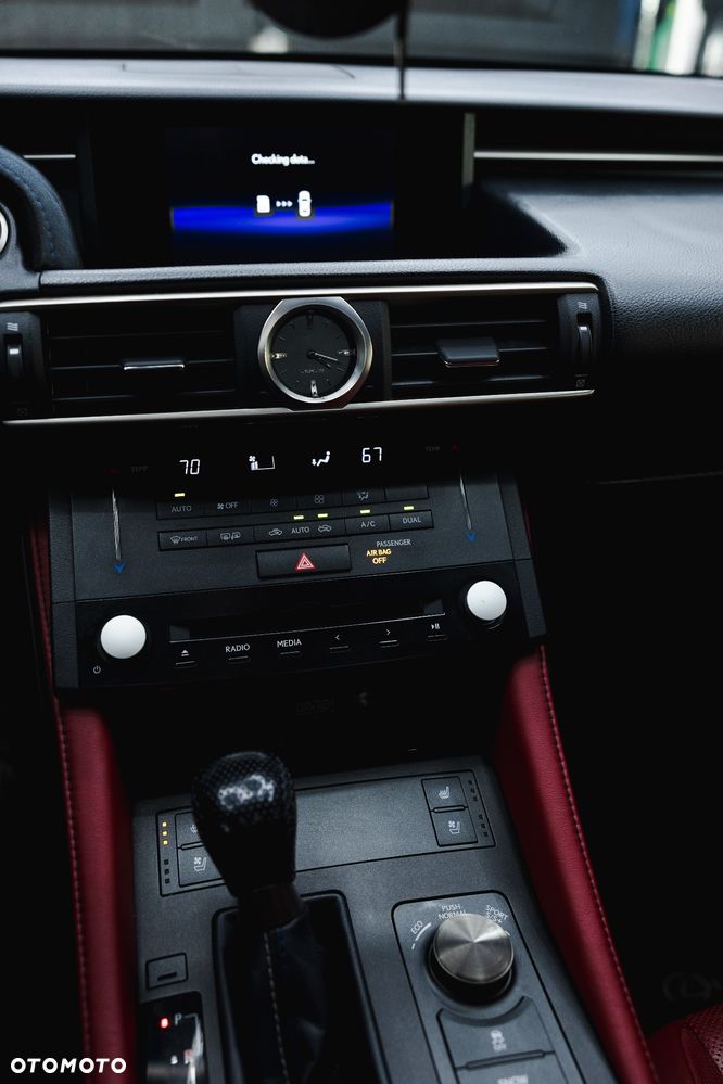 Lexus RC F Prestige - 9