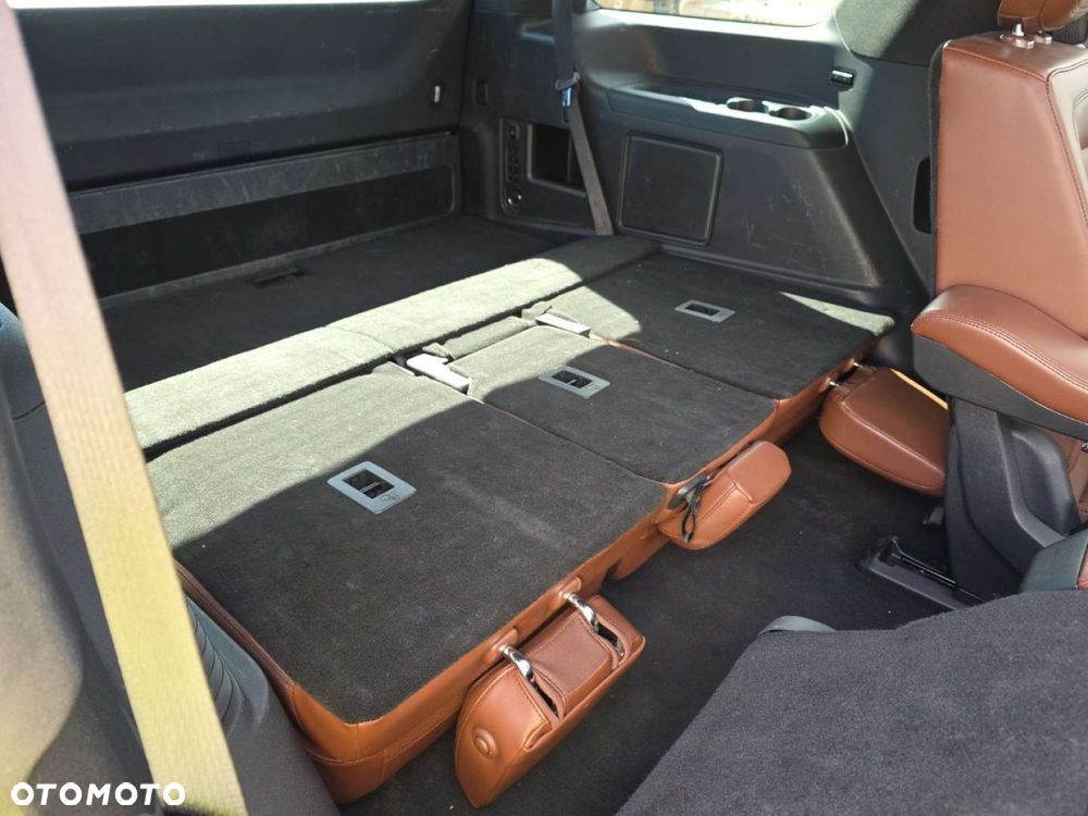 Lincoln Navigator - 13