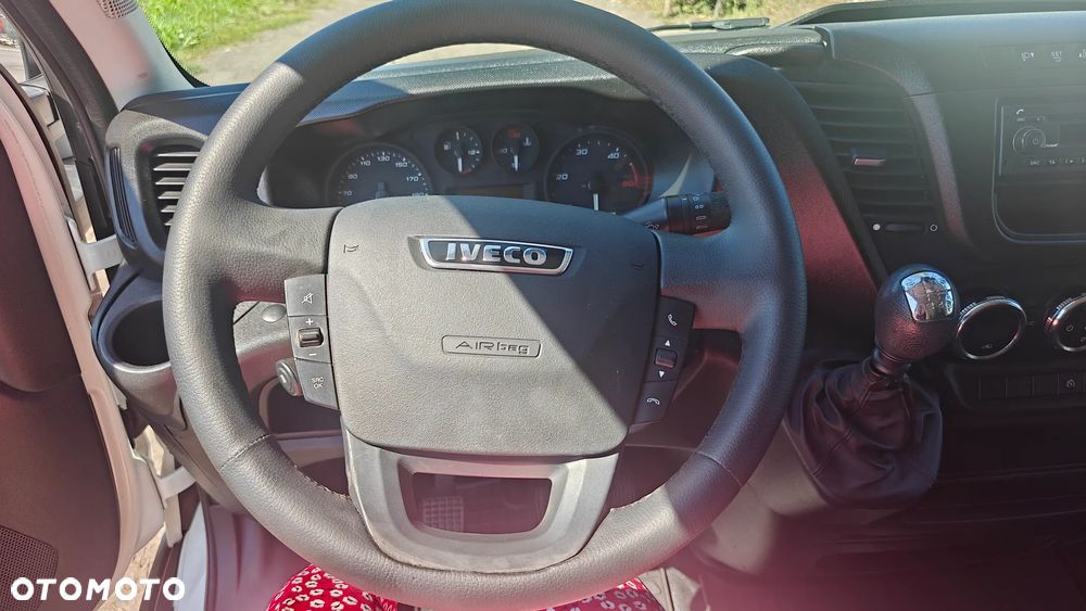 Iveco Daily na Bliźniaku 50C18 PLANDEKA 3,0/180km - 15