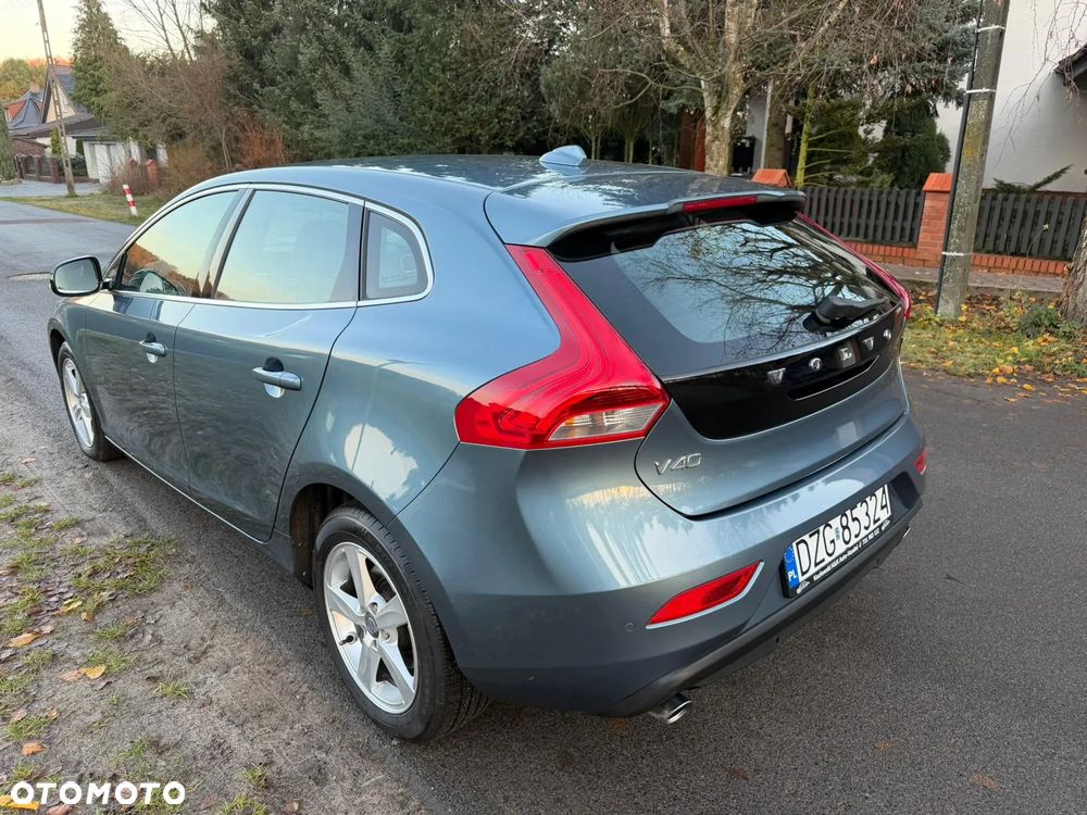 Volvo V40 - 10