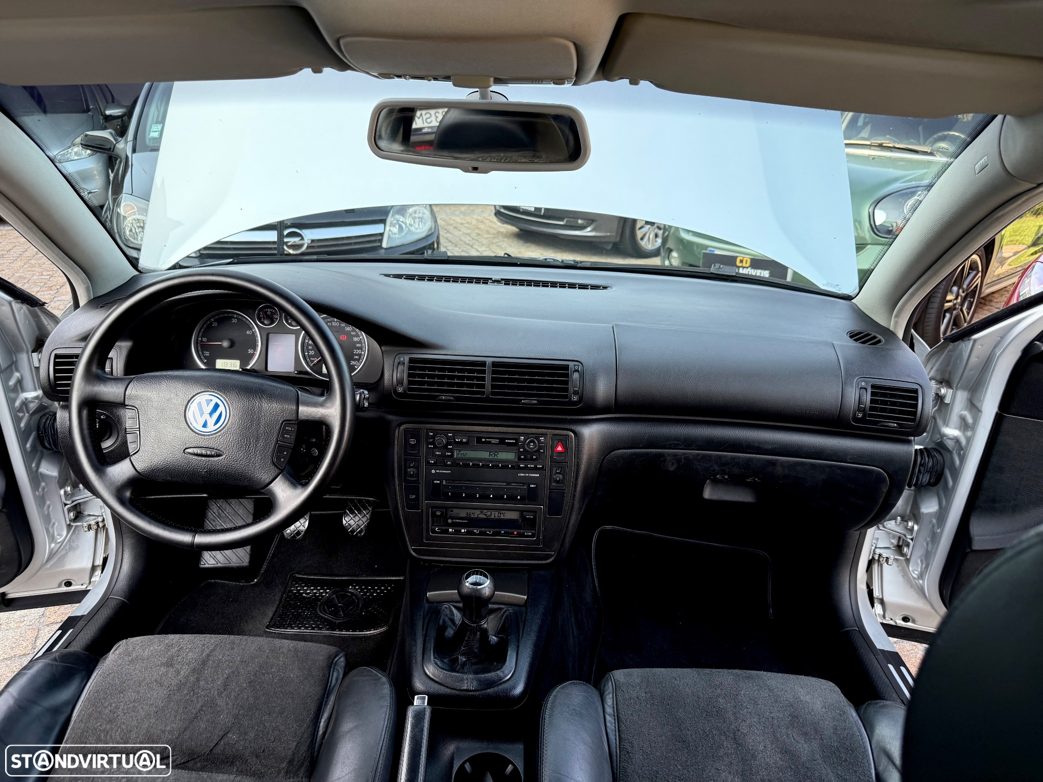 VW Passat Variant 1.9 TDi Highline - 8