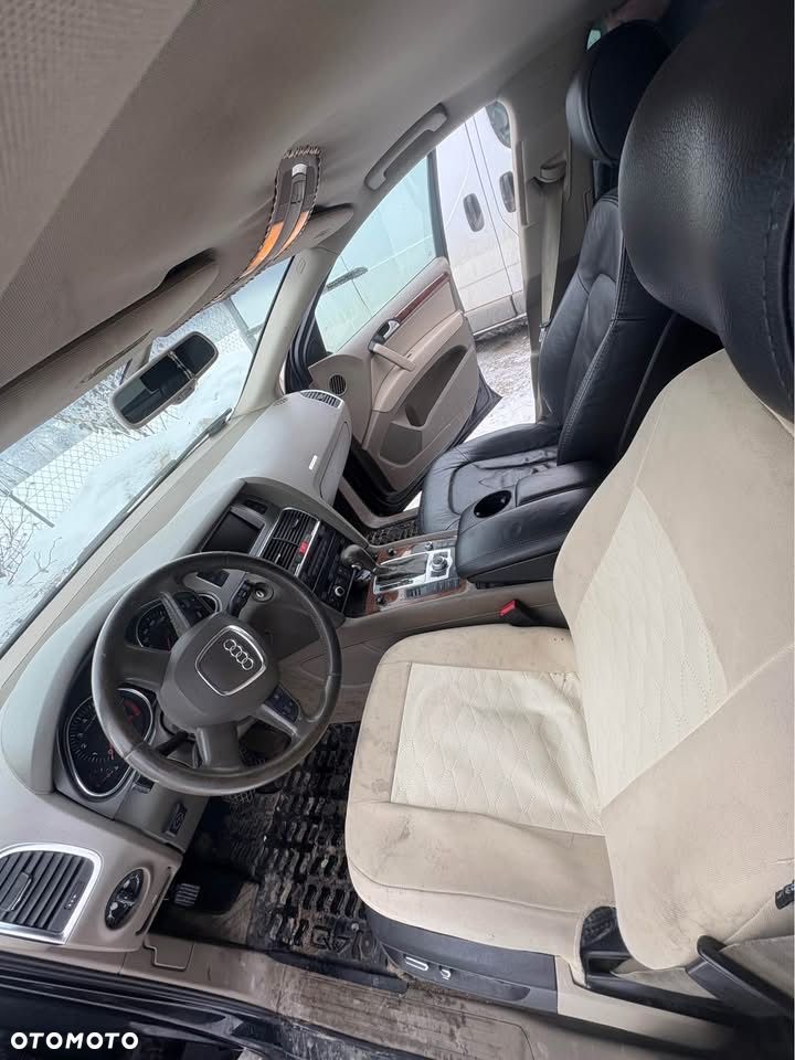Audi Q7 - 4