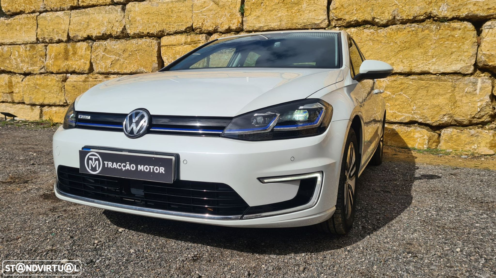 VW e-Golf AC/DC - 56