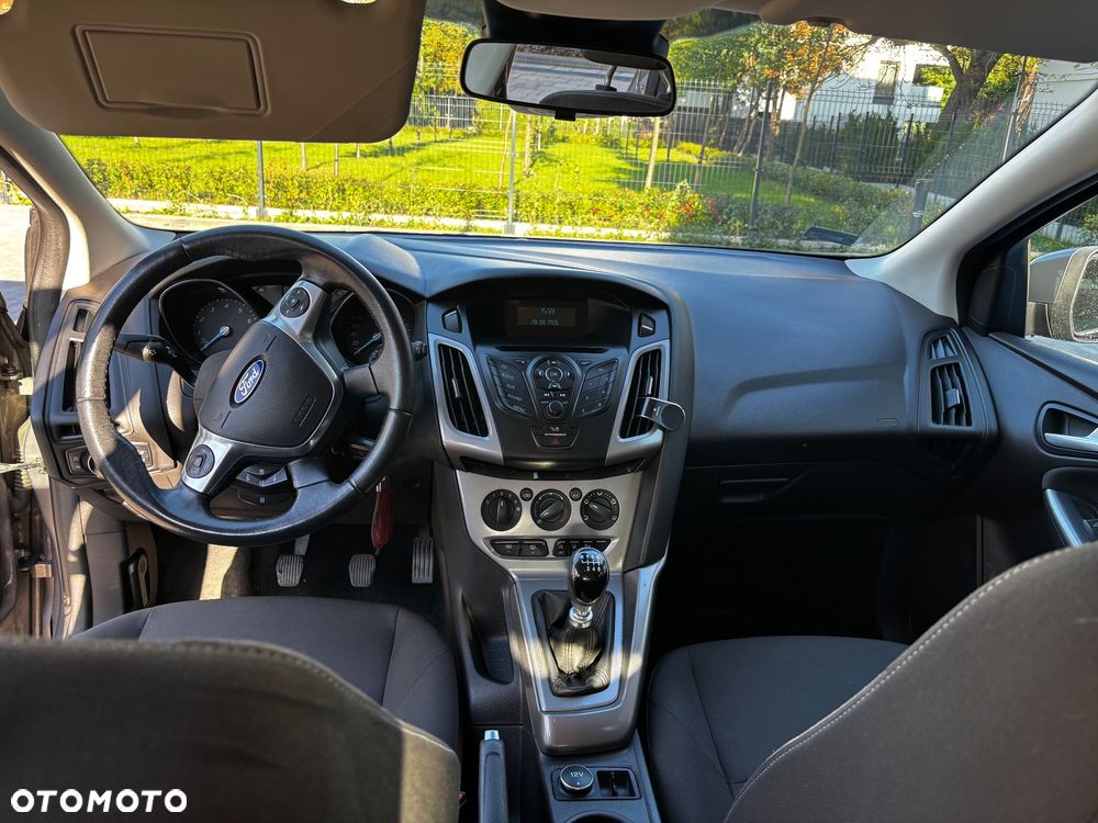 Ford Focus 2014 photo 4