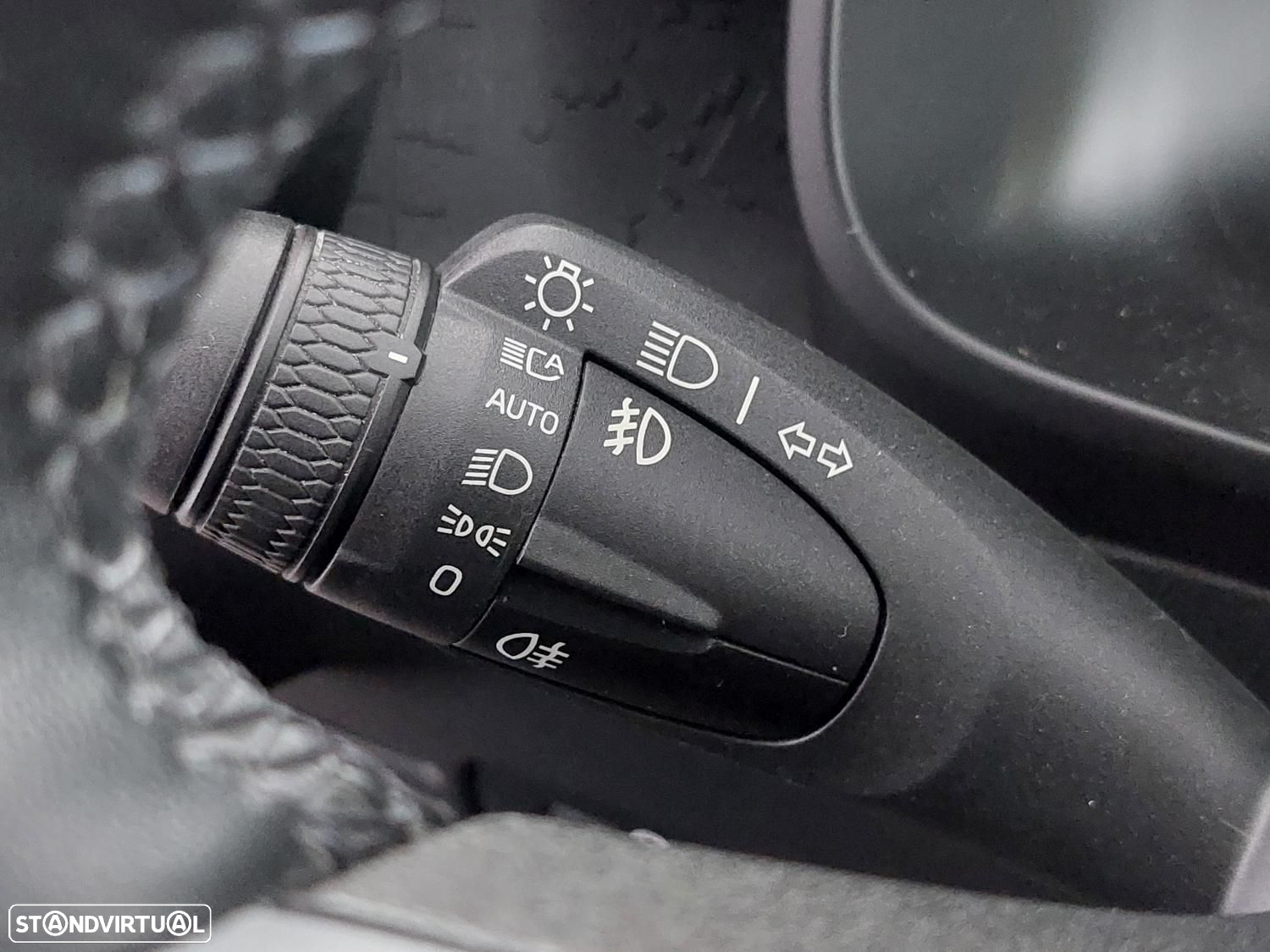 Volvo XC 40 1.5 T2 Momentum - 20