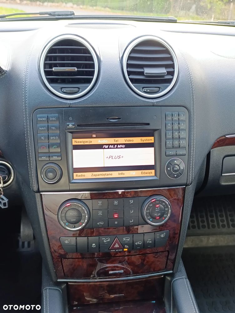 Mercedes-Benz GL 450 4Matic 7G-TRONIC - 21