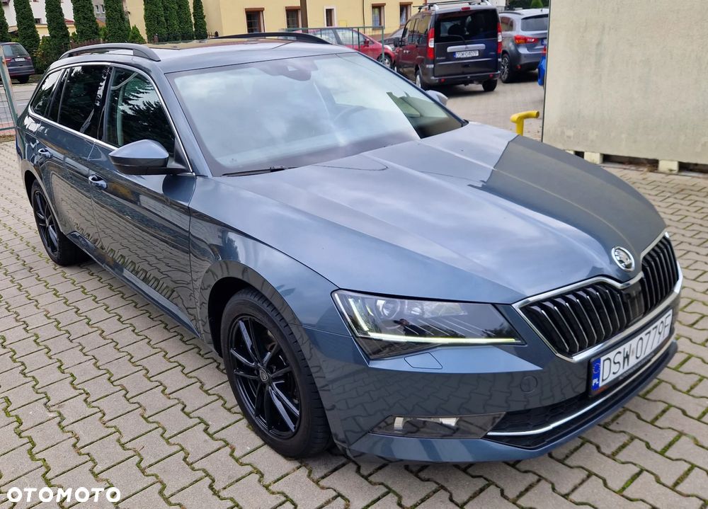 Skoda Superb 2.0 TDI DSG Style - 20