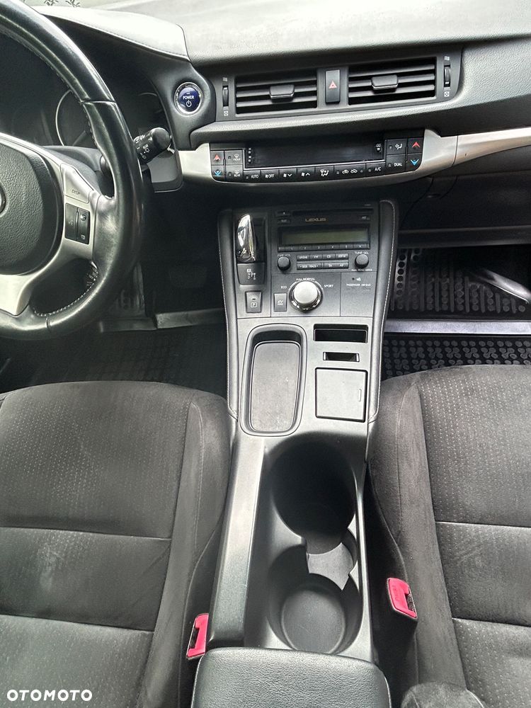 Lexus CT 200h Classic - 18