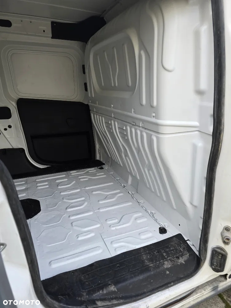 Fiat Doblo 1.3 Multijet 16V Active - 12