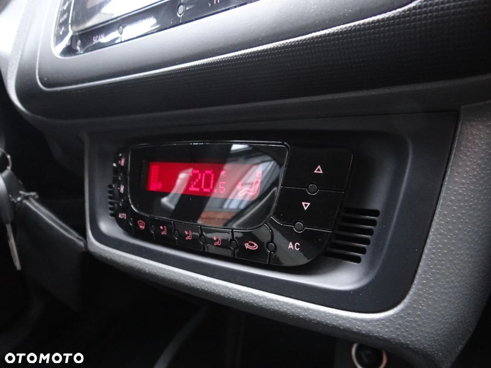 Seat Ibiza 1.4 16V Style - 33