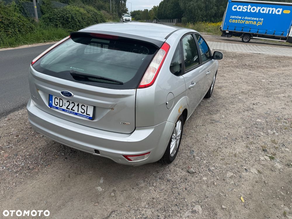 Ford Focus - 8