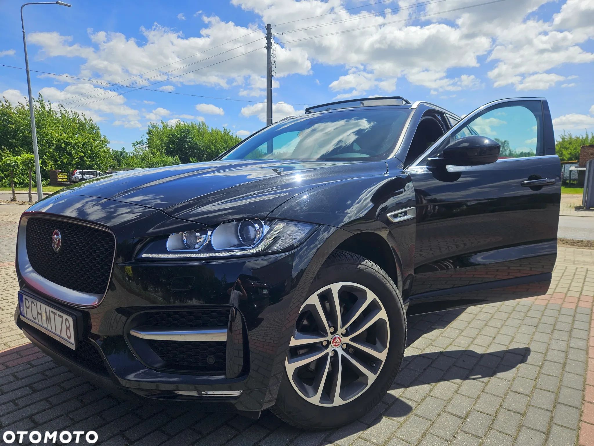 Jaguar F-Pace 2.0 i4D AWD R-Sport - 1