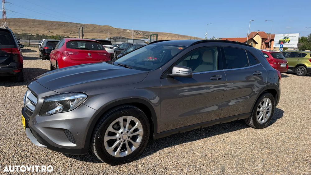 Mercedes-Benz GLA 200 d Aut. - 20