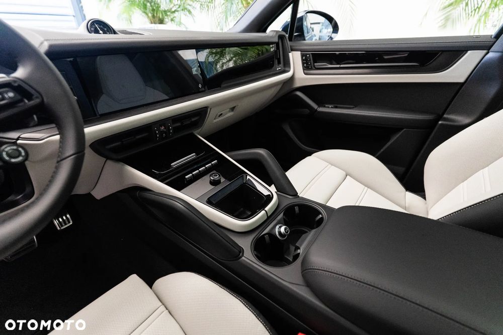 Porsche Cayenne S E-Hybrid PHEV - 21