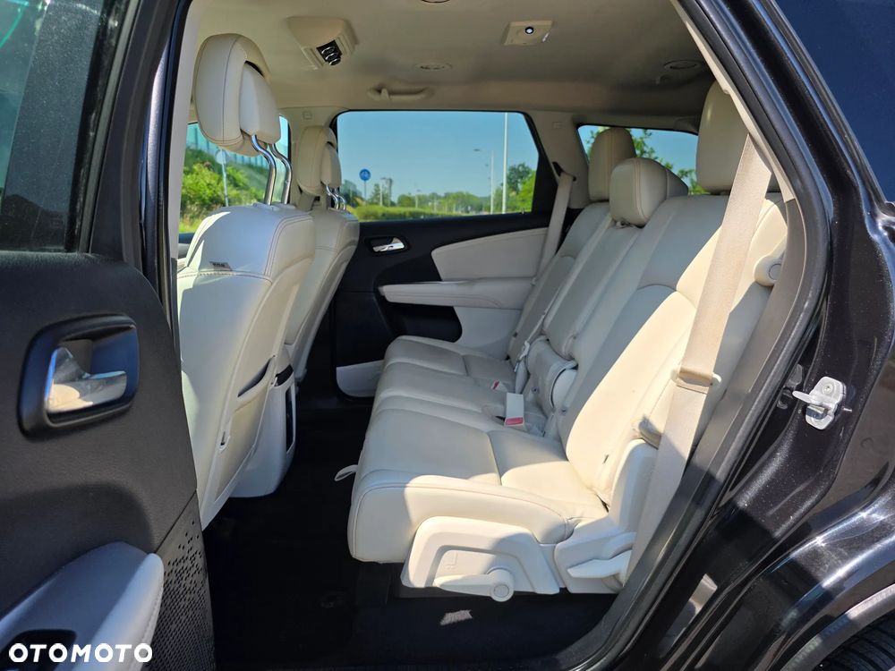 Fiat Freemont 2.0 Multijet Lounge AWD - 25