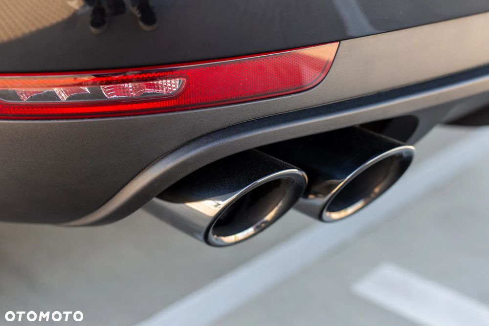 Porsche Macan - 13