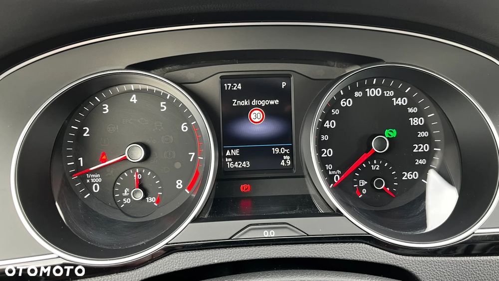 Volkswagen Passat Variant 1.5 TSI EVO Elegance DSG - 19