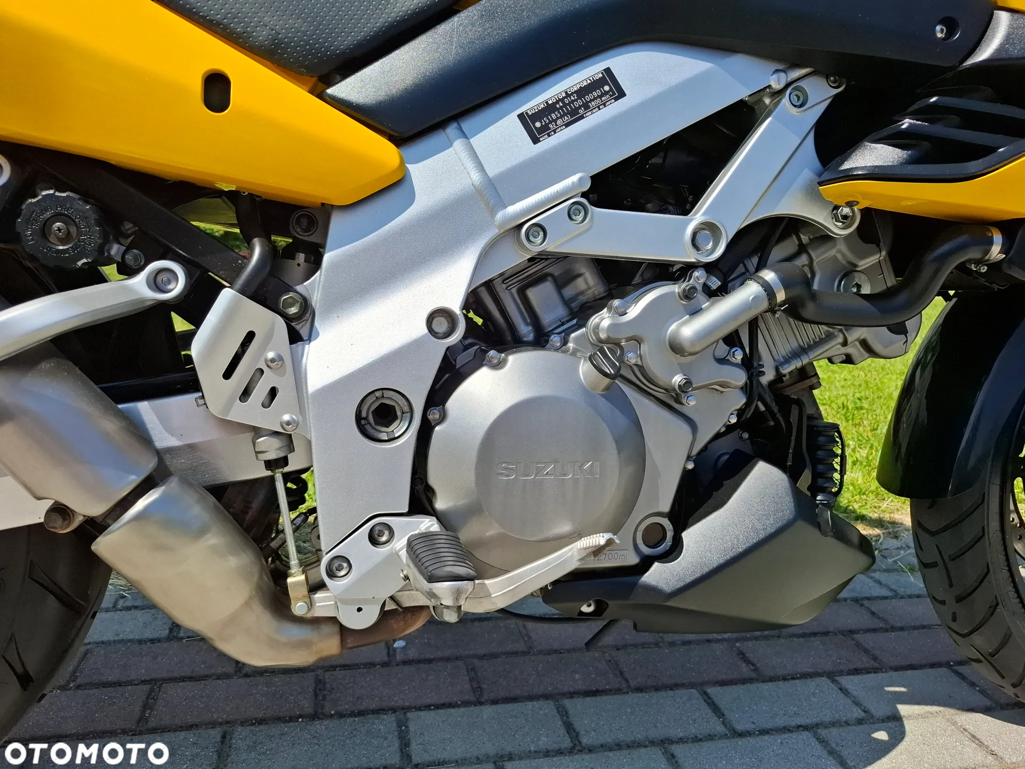 Suzuki DL - 17