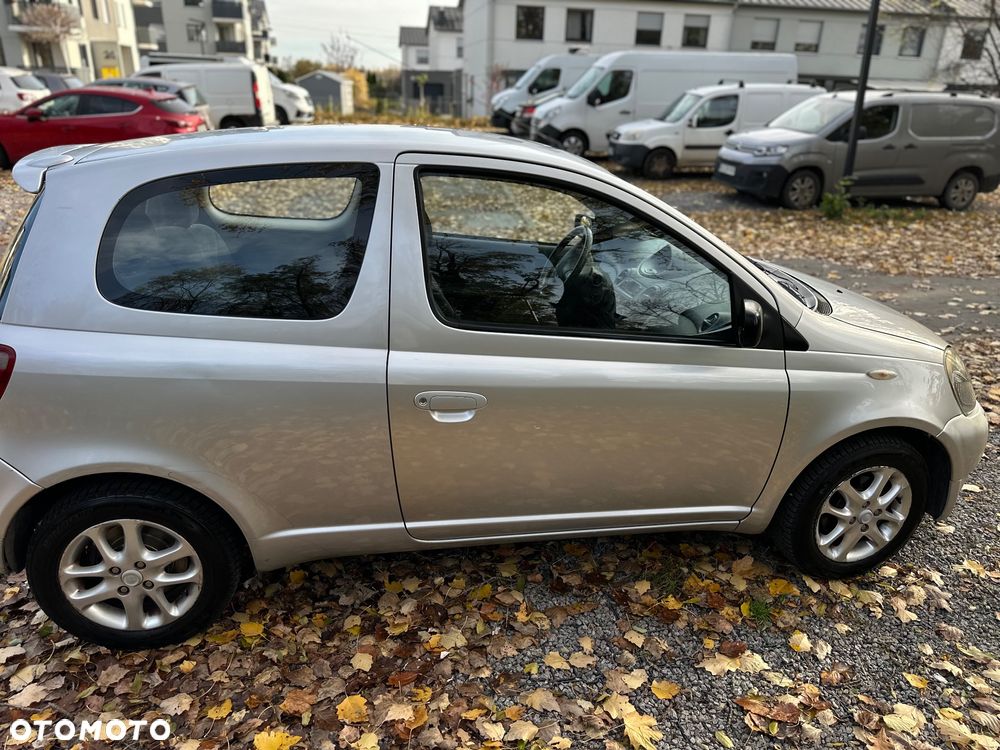 Toyota Yaris 1.3 Luna - 4