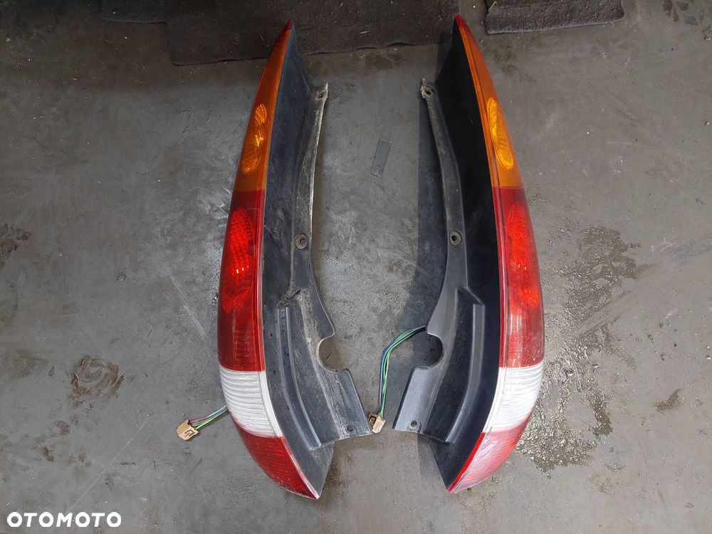 KOMPLETNY TYŁ KLAPA BAGAŻNIKA ZDERZAK TYŁ LAMPY NISSAN ALMERA TINO I GN0 - 2