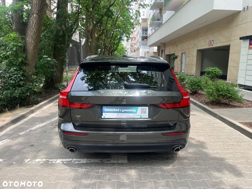 Volvo V60 T4 Momentum Pro - 7