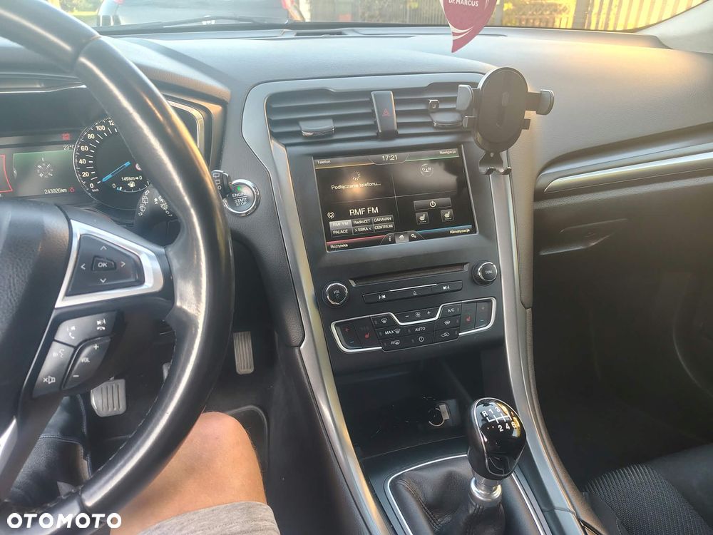 Ford Mondeo 2.0 TDCi Titanium - 22