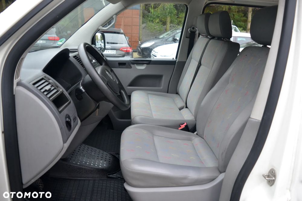 Volkswagen Transporter - 7