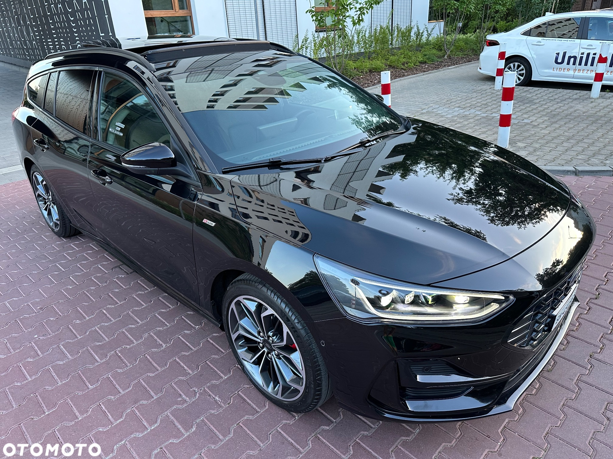 Ford Focus Turnier 1.0 EcoBoost Hybrid ST-LINE X - 16