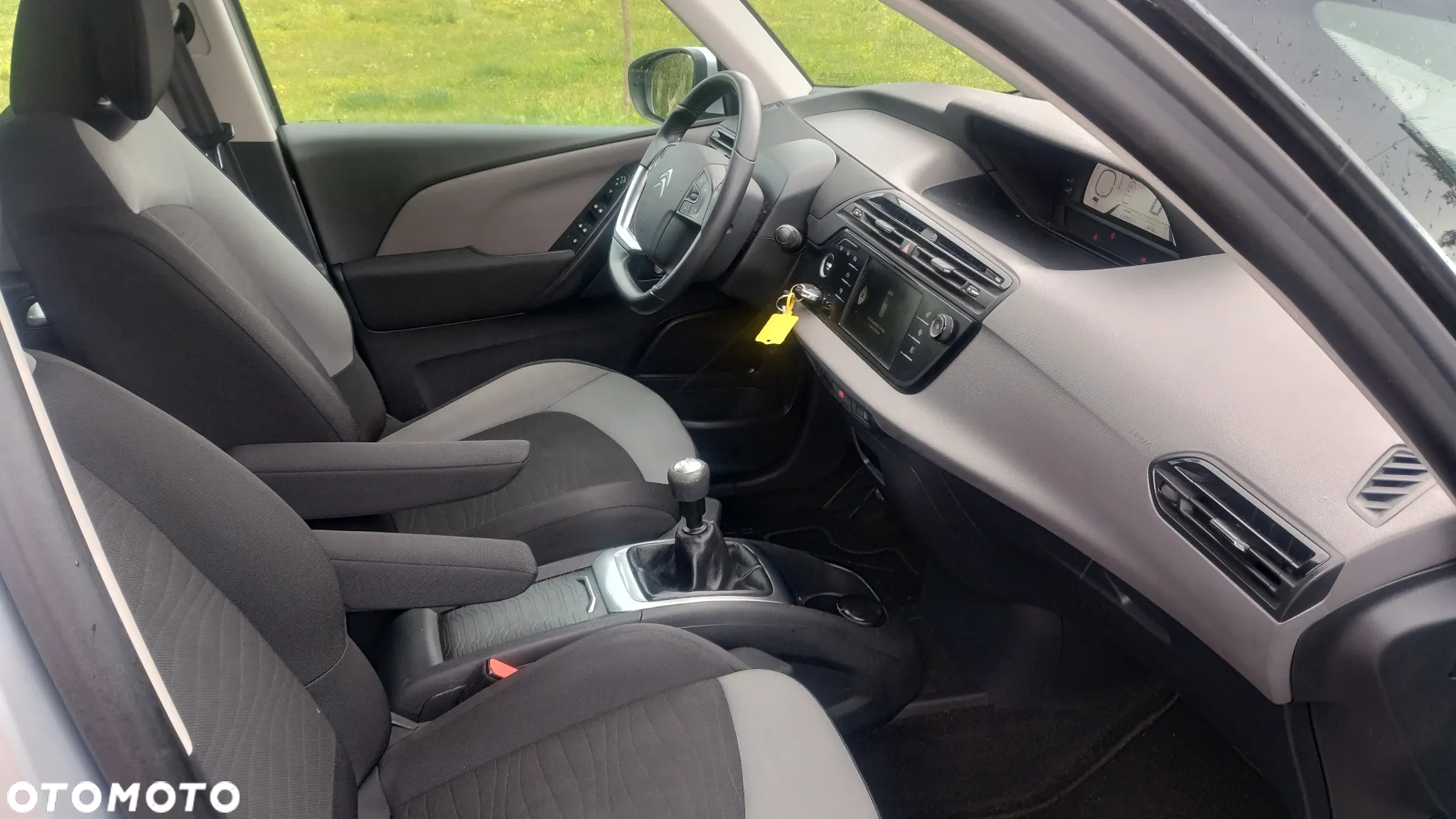 Citroën C4 Picasso 1.6 e-HDi Intensive - 19