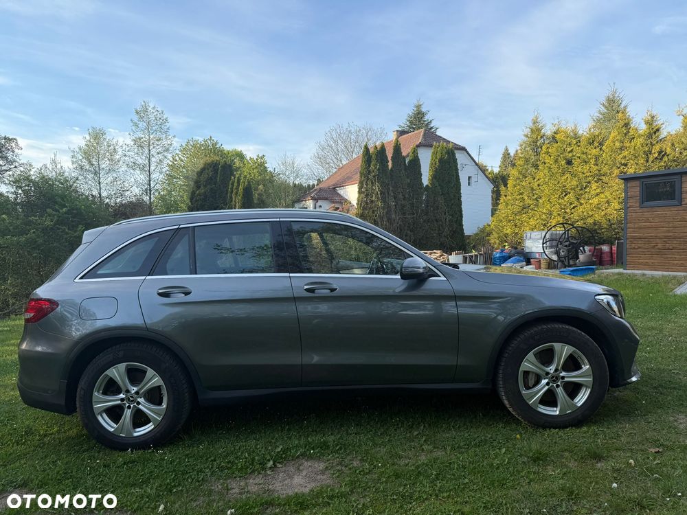 Mercedes-Benz GLC - 4