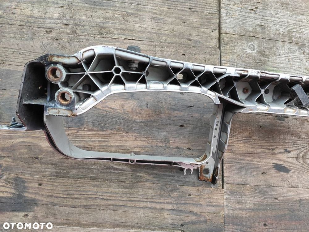 CHRYSLER 300C 3.0 CRD OKULAR WZMOCNIENIE PASA PRZEDNIEGO ORYGINAŁ - 6