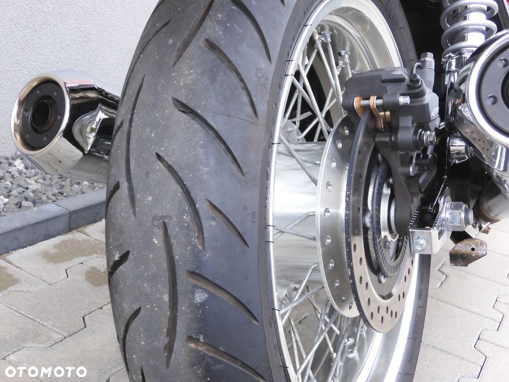 Honda CB - 11