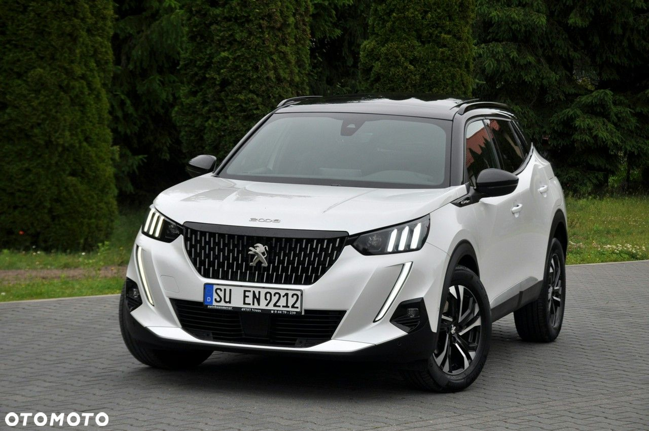 Peugeot 2008 - 8