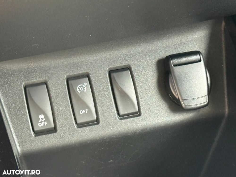 Dacia Spring Comfort Plus - 13