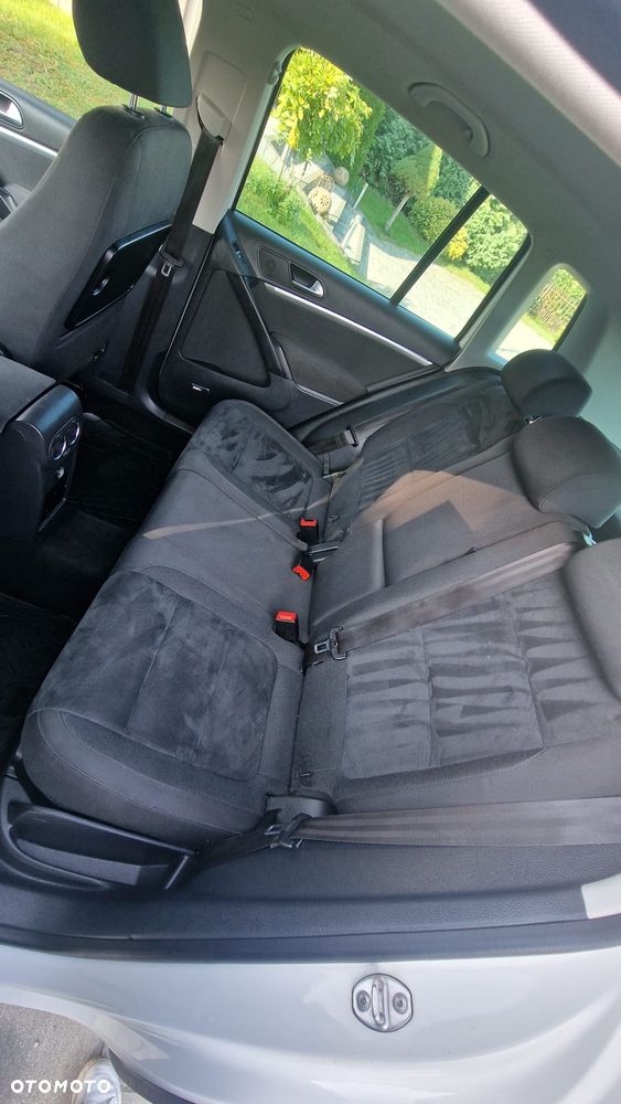 Volkswagen Tiguan - 9