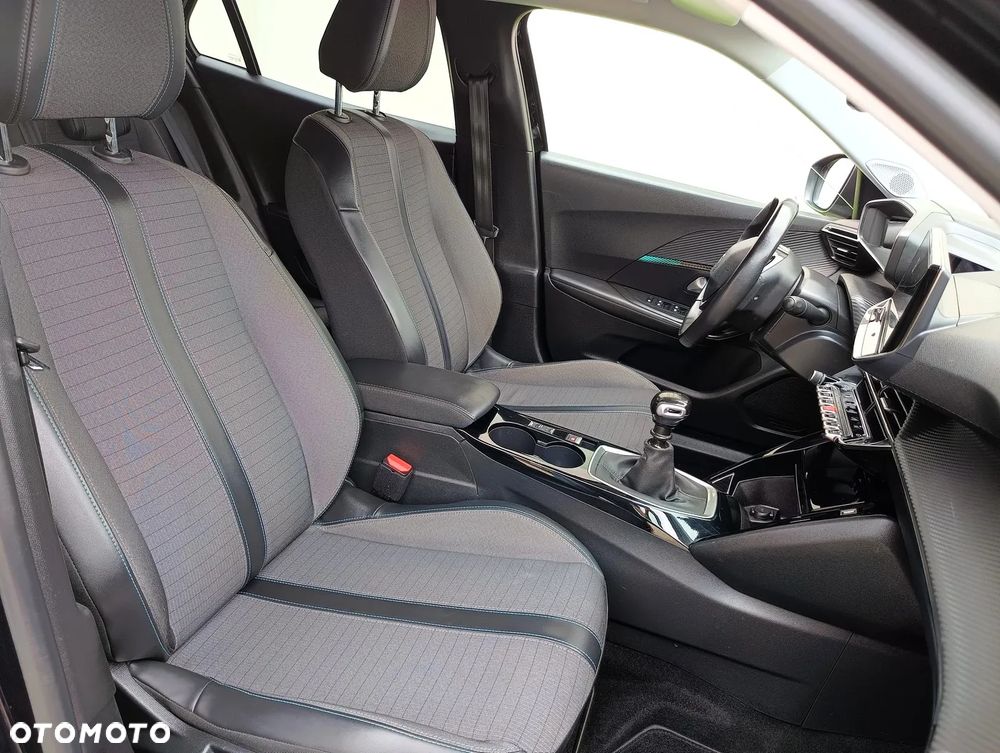 Peugeot 2008 BlueHDi 110 Allure Pack - 28