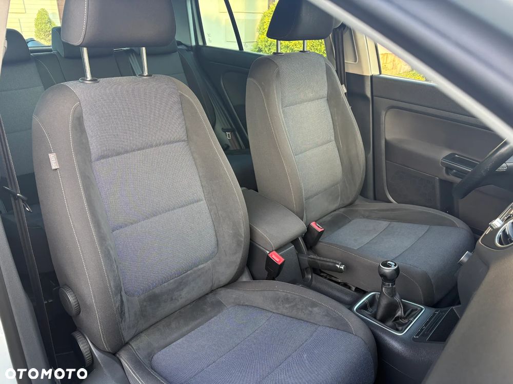 Volkswagen Golf Plus - 19