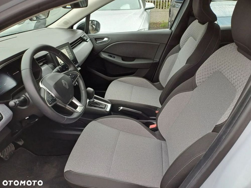 Renault Clio - 15