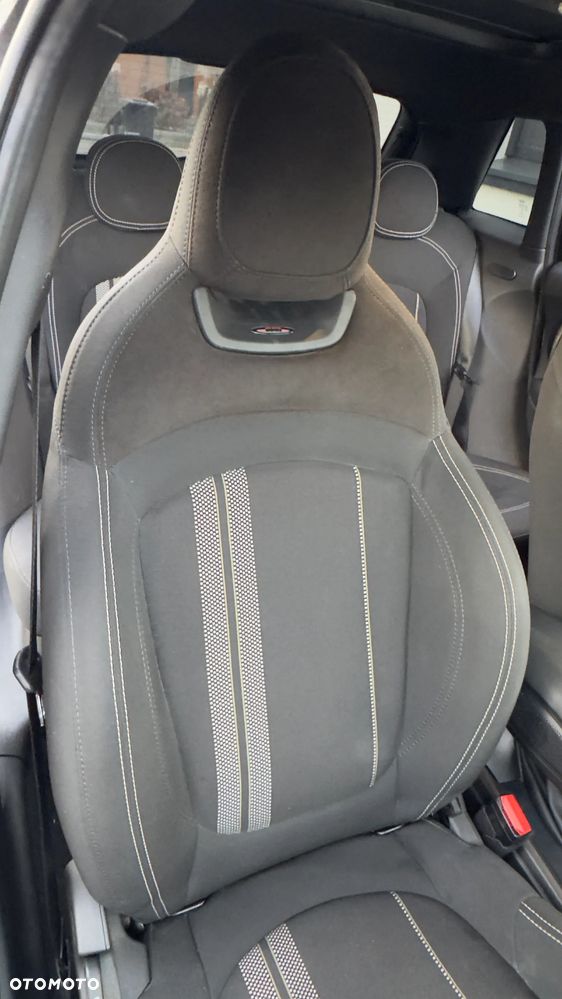 MINI Cooper John Works Trim - 21