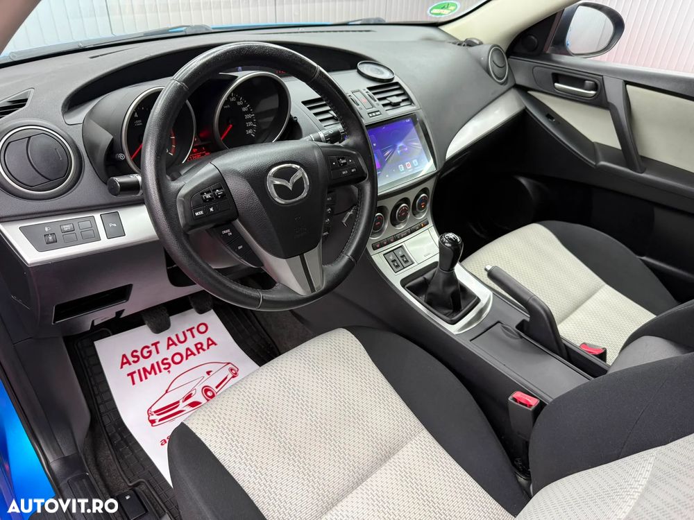 Mazda 3 - 11